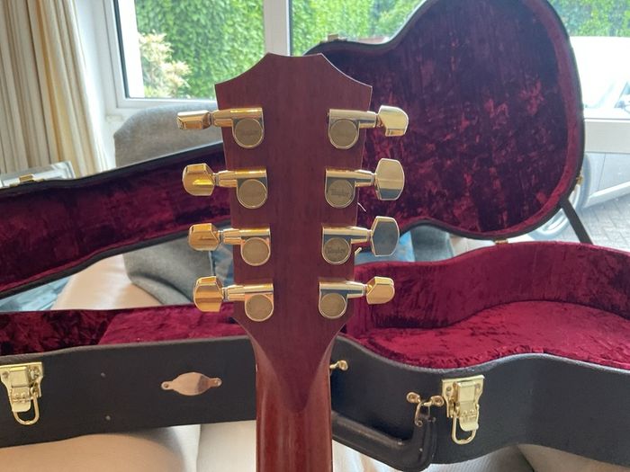Taylor 8 String Baritone