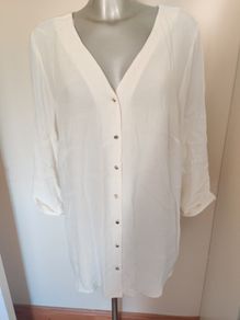 Brand new F&F cream longer line blouse size UK20 EU48 Postage included
