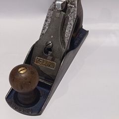 A Vintage Record No 4 Smoothing Plane ( with a spare Iron & Chip breaker)