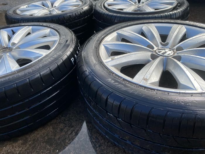 2014 VOLKSWAGEN PASSAT alloys wheels & Tyres