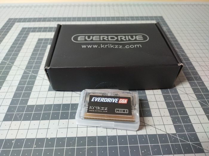 Everdrive GBA Mini (Nintendo GBA)
