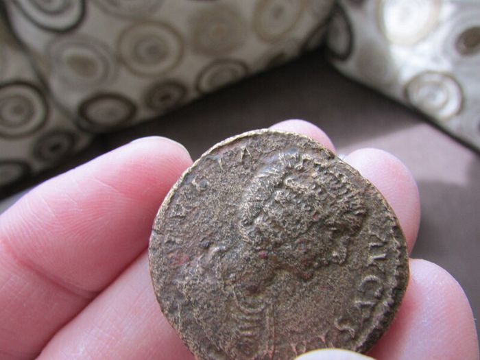 Emperess Julia Domna Sestertius Coin.Wife of Emperor Septimius Severus.