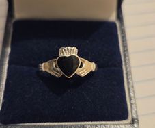 925 Sterling Silver Claddagh with Onyx Stone Ring - Fully hallmarked