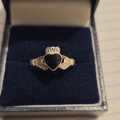 925 Sterling Silver Claddagh with Onyx Stone Ring - Fully hallmarked