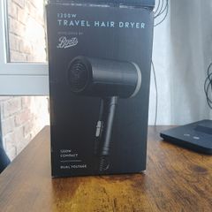 Boots Travel Hair Dryer  1200W Excellent Condition