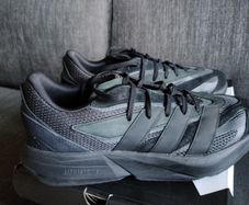 Adidas Lightblaze Black 12