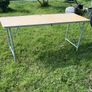 Folding table Image 2
