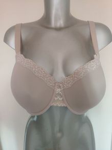 M&S Beige underwired lightly padded bra size UK38E EU85F Postage included