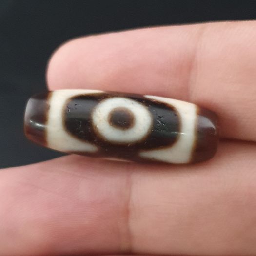 Antique 2 Eyes Himalayan Tibetan Agate Dzi Bead Amulet 29.6mm