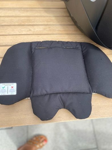 Cybex cloud z2 car seat and base