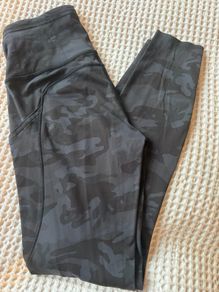 Lululemon leggins size 8-10