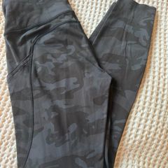 Lululemon leggins size 8-10