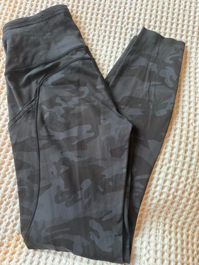 Lululemon leggins size 8-10