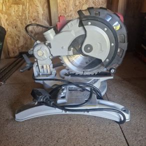 Mitre saw