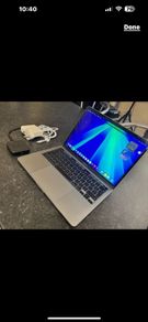 2022 macbook pro M2 Chip