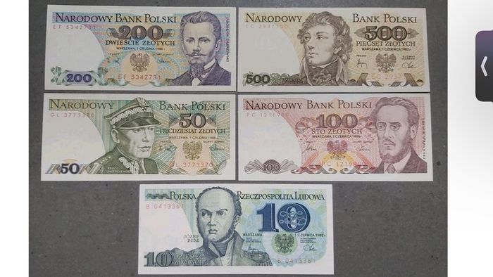 UNCIRCULATED Crisp  Polish banknotes x 5