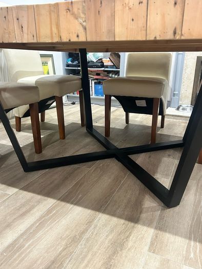 Rustic dining table only used a handful of times
