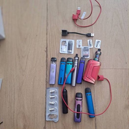 vapes sold as one lot