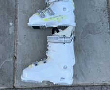 Salomon ski boots