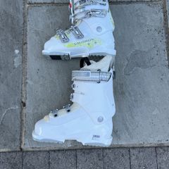 Salomon ski boots
