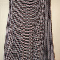 Perfect for Summer. stunning multi coloured pleated midi skirt