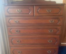Chest of drawers