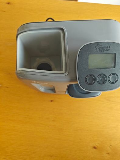 Tommee Tippee Perfect Prep Day & Night Bottle Maker