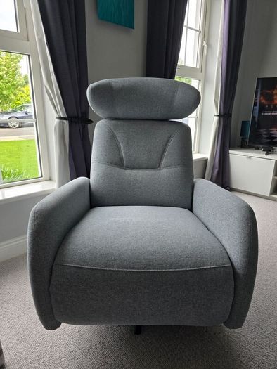 Recliner Swivel Chair Electric Battery Poweredd