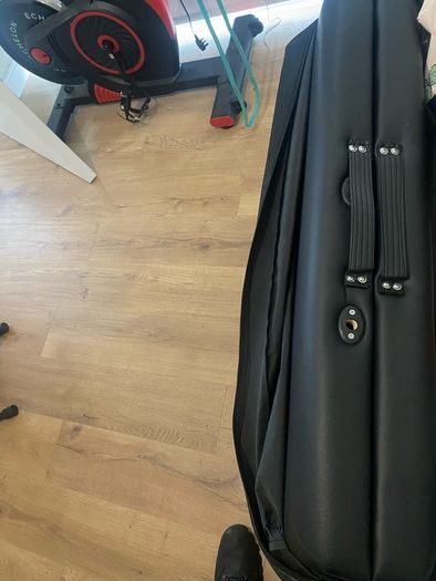 massage table