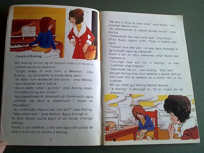 Fas Irish language school book Ireland Gaeilge
