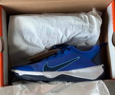 Nike trainers (please read description for size)