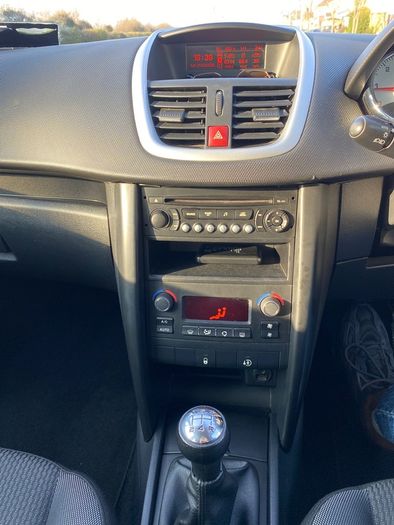 2010 Peugeot 207