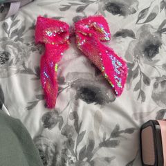 Hair bow