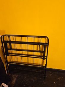 Foldable metal single bed base