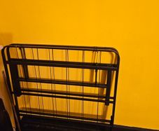 Foldable metal single bed base