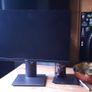 Dell 24" Monitor Image 2