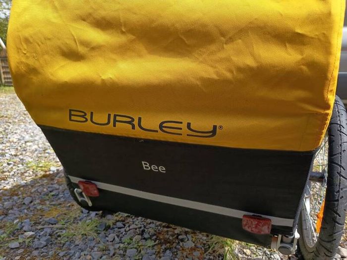 Burley Bee double bike trailer