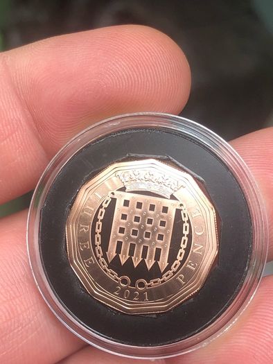Proof 2021 9ct Rose Gold Elizabeth II Threepence With COA