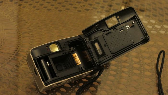 Olympus Point & Shoot (tested, working)