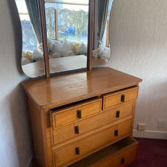 chest of drawers with mirror
