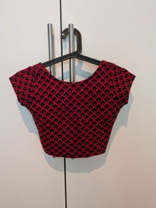 Red black crop top Zara