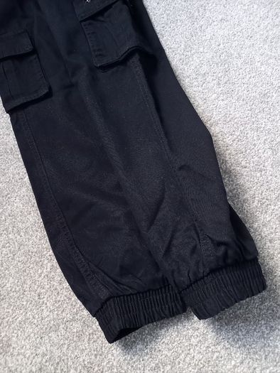 boys trousers.age 8/9