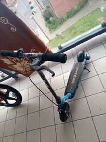 electric scooter