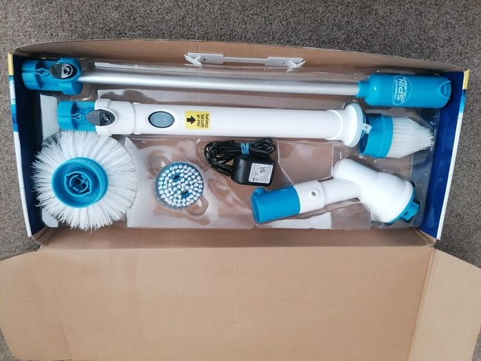 JML Hurricane Spin Scrubber