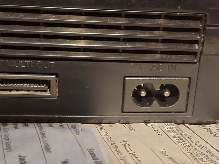 SONY Playstation 3, Model CECH-2003B, Comes with Power Cable only, Powers on and off, excellent cosmetic condition