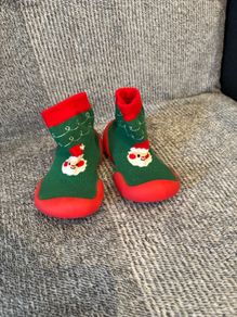 Baby xmas slippers