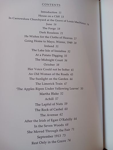 A Treasury of Irish Verse / 2002