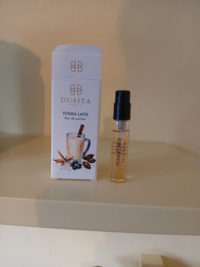 Dusita Tonka Latte Perfume sample