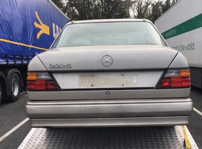 1986 W124 Mercedes 300e auto breaking 122k miles