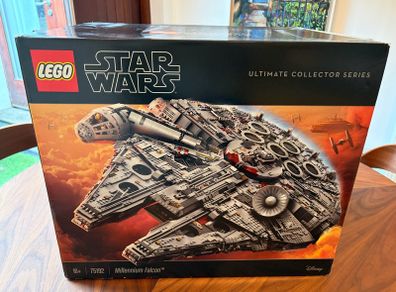 lego Star Wars Millennium Falcon UCS edition